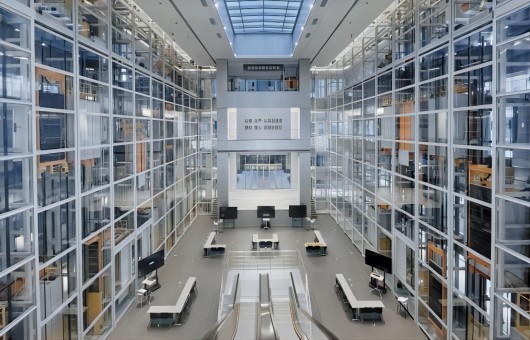 “智造+科技”2项大奖！5001拉斯维加斯『花开并蒂』